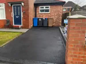 Completed resin bound stone driveways installation by Decorative Stone Driveways