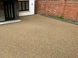 Completed resin bound stone driveways installation by Decorative Stone Driveways