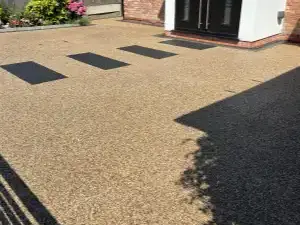 Completed resin bound stone driveways installation by Decorative Stone Driveways
