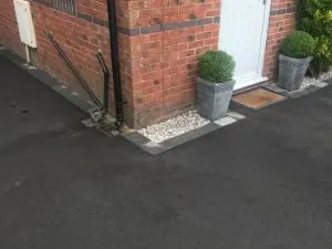 Completed tarmac installation by Decorative Stone Driveways