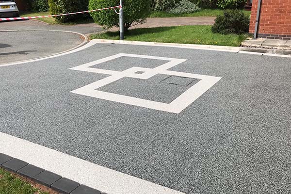 Resin bound stone driveways